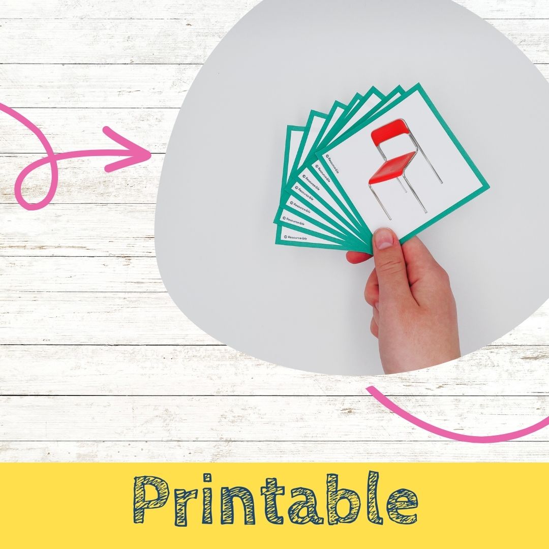 Hand holding CH flashcards by Resourceible.